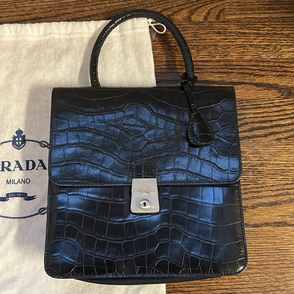 90’s Prada Black Croc embossed leather top handle handbag. - Picture 4 of 13